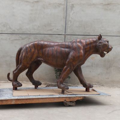 藍(lán)谷濱海公園雕塑就位