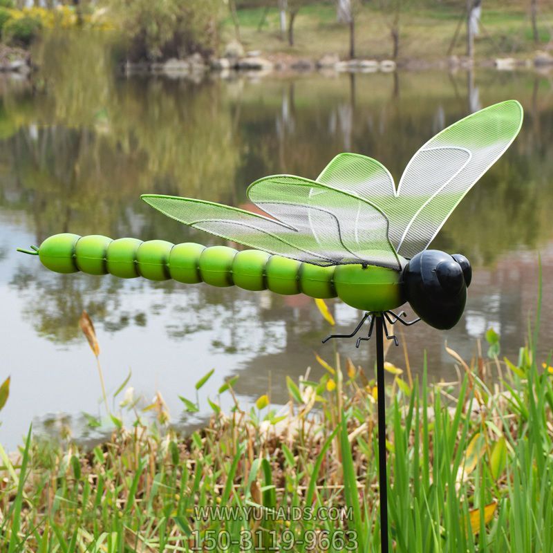 兒童花園廣場卡通玻璃鋼蜻蜓雕塑