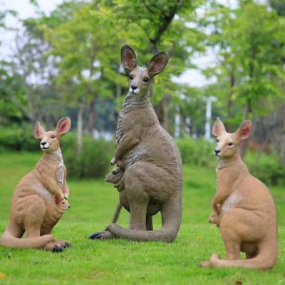 動物園草地擺放玻璃鋼仿真袋鼠雕像