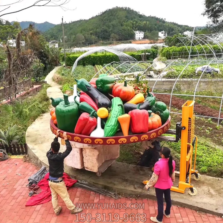 農(nóng)場(chǎng)大型玻璃鋼仿真彩繪蔬菜蔬菜景觀雕塑